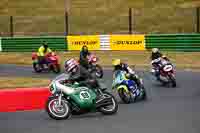 Vintage-motorcycle-club;eventdigitalimages;mallory-park;mallory-park-trackday-photographs;no-limits-trackdays;peter-wileman-photography;trackday-digital-images;trackday-photos;vmcc-festival-1000-bikes-photographs